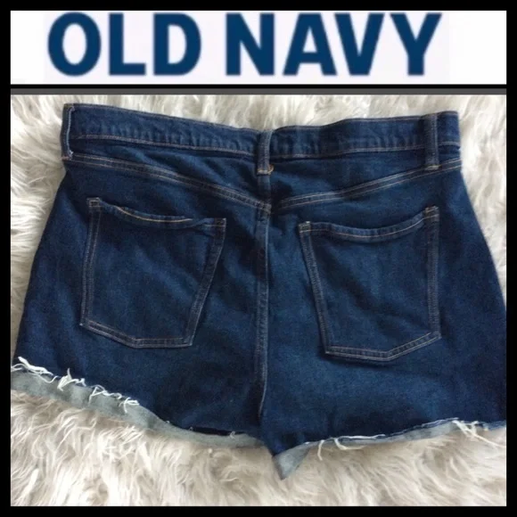 Old Navy Sky Hi A Line Distressed Denim Shorts - Picture 2 of 4